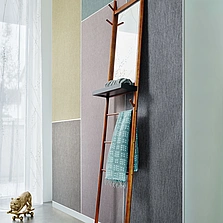Edle Alternative zu Tapeten - ado_autumn16_a5print4c_b04 Wandbespannung Gardine Stoffe Tapete